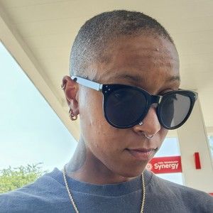 Meet your Posher, Shayla